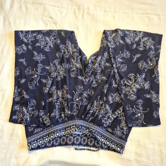 Robin Piccone women's medium casual pull on pants style #151147 blue & white - Picture 5 of 7